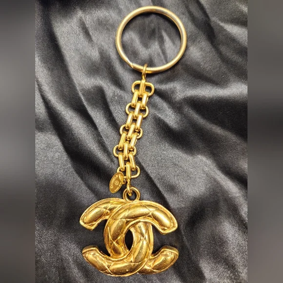 Chanel keychain - Picture 3 of 5